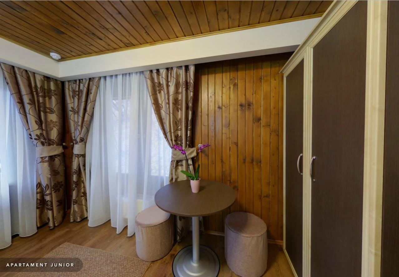Hotel Hillden Lodge&Restaurant Drumu Carului Extérieur photo